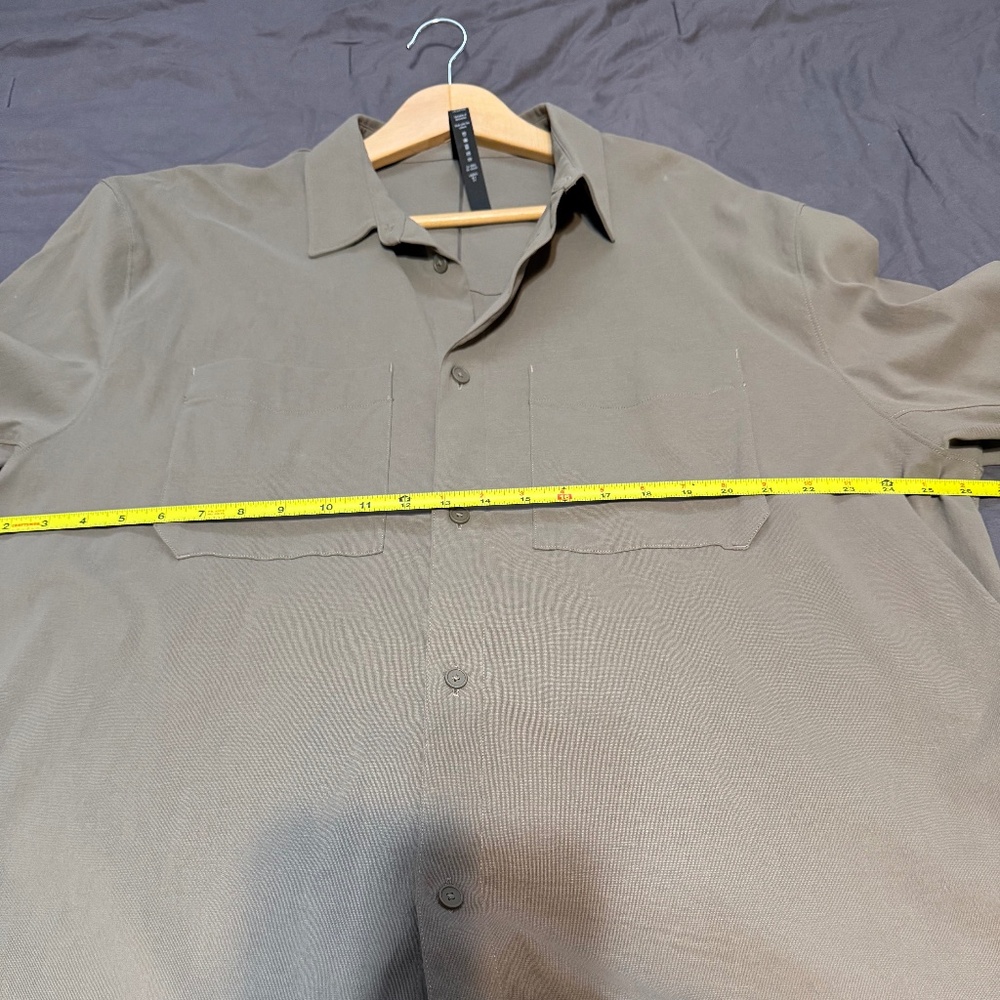Lululemon mens button up long sleeve, size XXL (2xl)